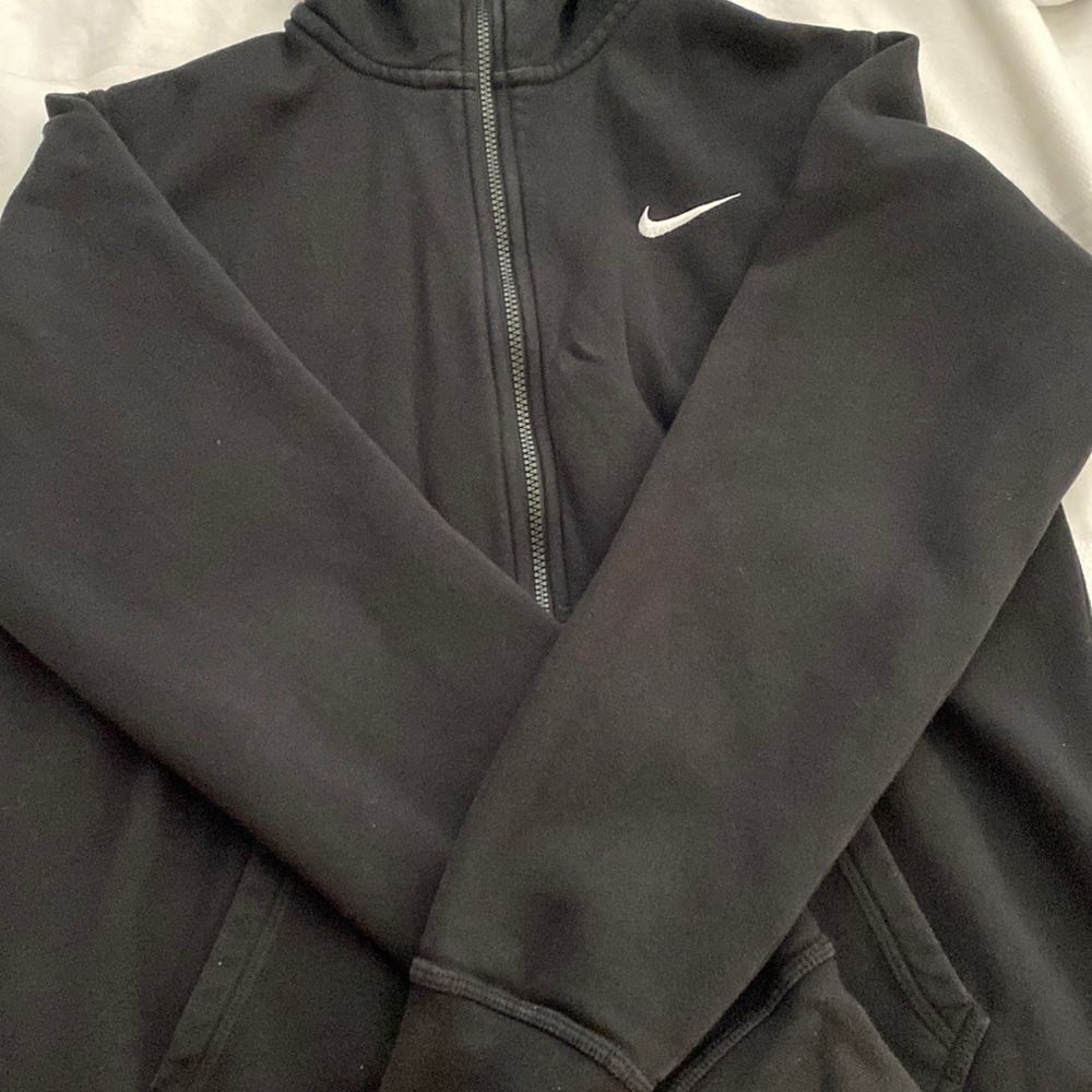 Black Nike zip up jacket